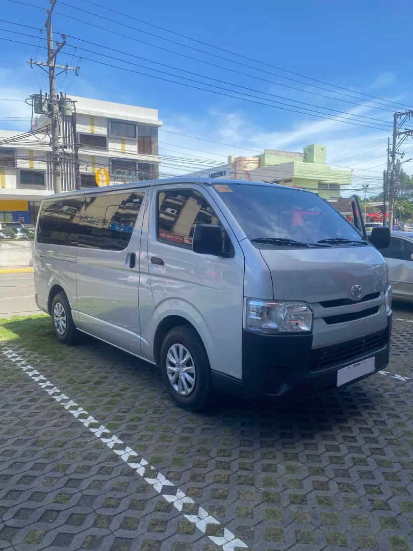 Toyota Hiace Commuter Silver - With Driver